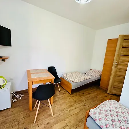 Farm stay Goscinne Zloty Potok Jura Krakowsko Czestochowska Dom W Zaciszu Podworka Potok Zloty