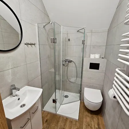 Goscinne Zloty Potok Jura Krakowsko Czestochowska Dom W Zaciszu Podworka Potok Zloty