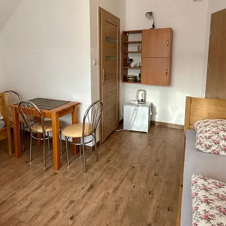 Farm stay Goscinne Zloty Potok Jura Krakowsko Czestochowska Dom W Zaciszu Podworka Potok Zloty