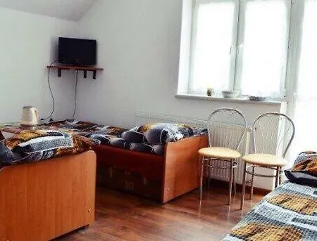 Goscinne Zloty Potok Jura Krakowsko Czestochowska Dom W Zaciszu Podworka *