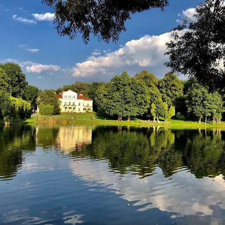 Goscinne Zloty Potok Jura Krakowsko Czestochowska Dom W Zaciszu Podworka *