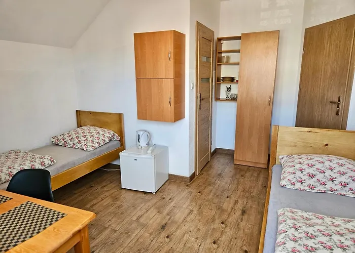 בית חווה Goscinne Zloty Potok Jura Krakowsko Czestochowska Dom W Zaciszu Podworka *