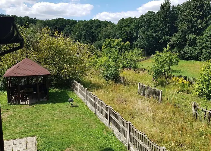 Goscinne Zloty Potok Jura Krakowsko Czestochowska Dom W Zaciszu Podworka Potok Zloty